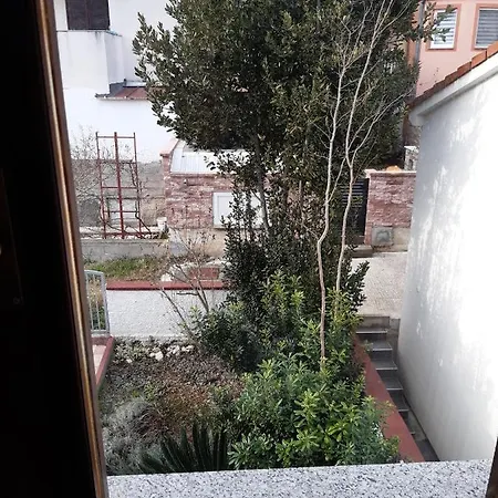 招待所 芭芭拉维罗达波拉特公寓酒店 3*